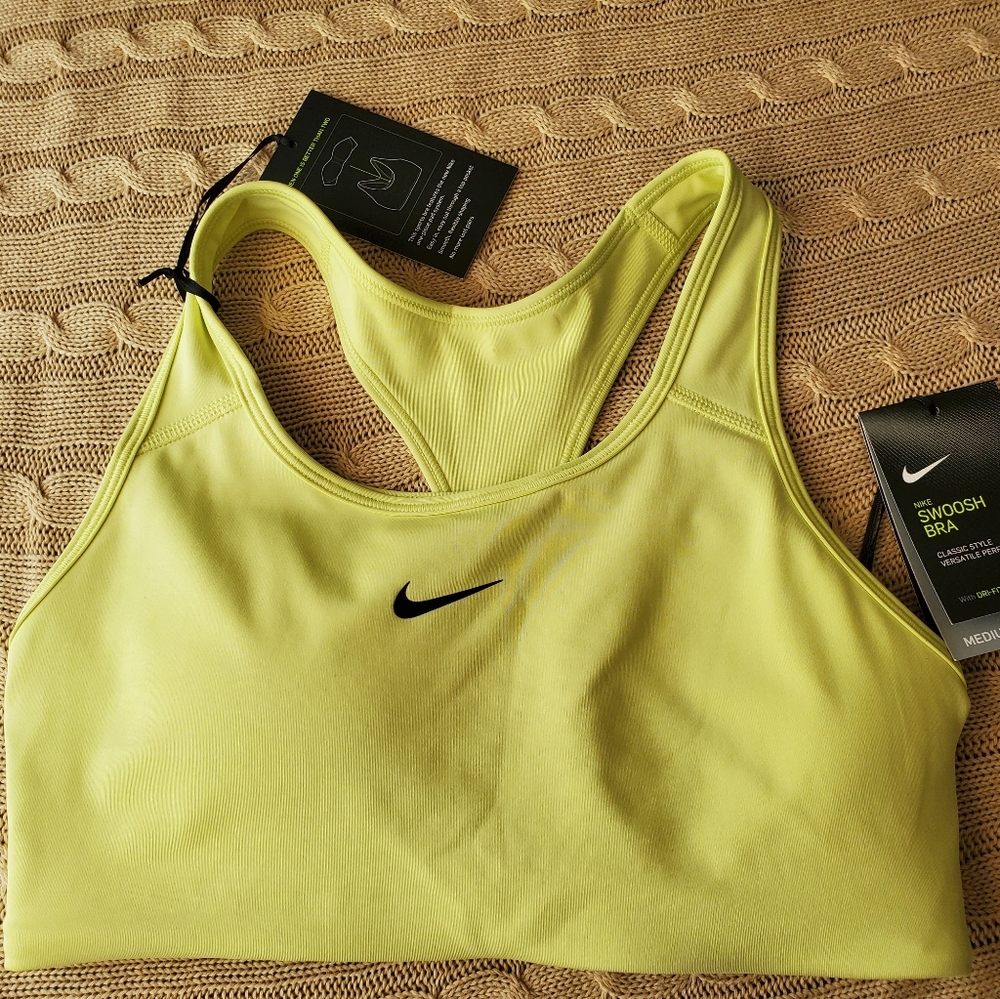 Nike Medium Support Sports Bra